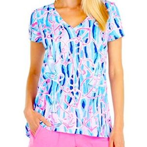 Lilly Pulitzer Etta V-neck T-shirt in Skim Blue